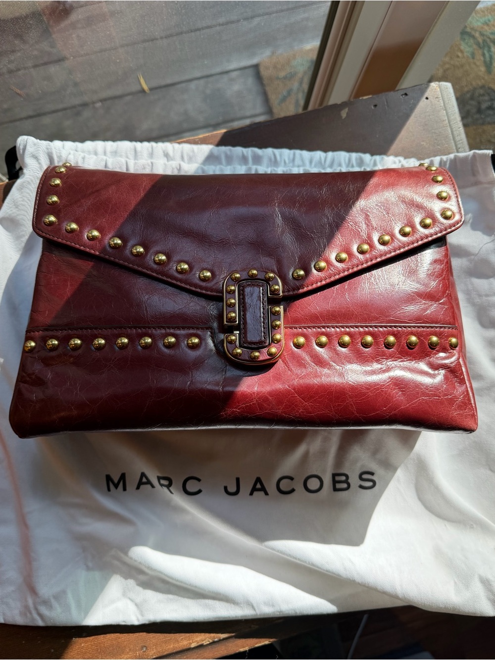 NWT - MARC JACOBS Studded Leather Clutch Bag in Deep Burgundy - Picture 12 of 15